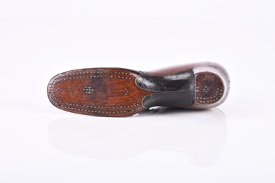 Lot 143 - A pique work treen shoe snuff box, first half 19th century