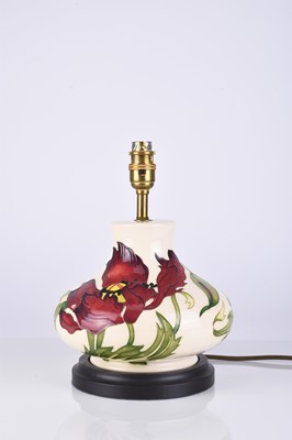 Lot 554 - A Moorcroft 'Poppy' table lamp