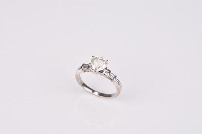 Lot 87 - A single stone heart shaped diamond ring