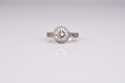 Lot 334 - A brilliant cut diamond halo ring