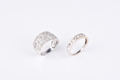 Lot 189 - Two diamond set rings