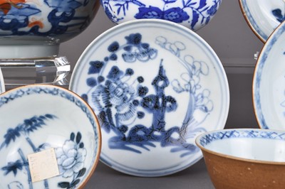 Lot 42 - A group of Chinese porcelain including shipwreck examples