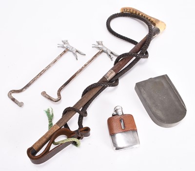 Lot 78 - A group of hunting accessories, first half 20th century