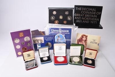 Lot 177 - A collection of coins