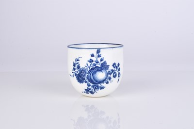 Lot 432 - An unusual Caughley 'Apple and Damsons' finger bowl or pot
