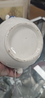 Lot 143 - Worcester 'Natural Sprays' vase and two pieces of Caughley
