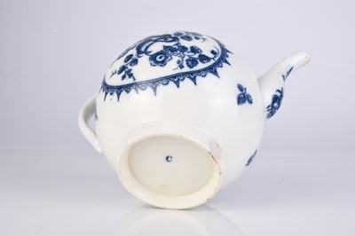 Lot 143 - Worcester 'Natural Sprays' vase and two pieces of Caughley
