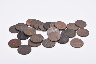 Lot 179 - A collection of half pennies