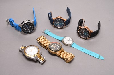 Lot 281 - A group of five gentleman's sports watches