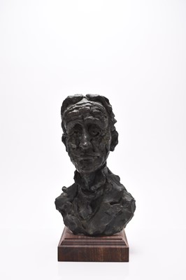 Lot 721 - Chris Vine (Vinz) (20th Century) Bronze Sculptural Bust of Dan Leno (1860-1904)