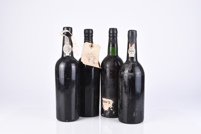 Lot 366 - A selection of vintage port