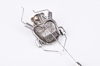 Lot 195 - A Lanvin brooch pin in the form of an insect
