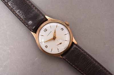Lot 328 - Garrard: A gentleman's 9ct gold wristwatch