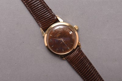 Lot 304 - Universal Geneve: A gentleman's gold plated Monomatic wristwatch