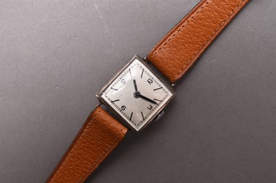 Lot 293 - Eterna: A gentleman's silver wristwatch