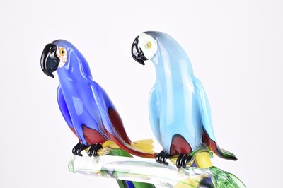 Lot 12 - A large Murano sculpture of two Macaws designed by Oscar Zanetti