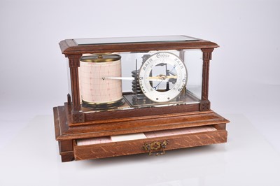 Lot 68 - An early 20th Century oak-cased combination barograph and barometer