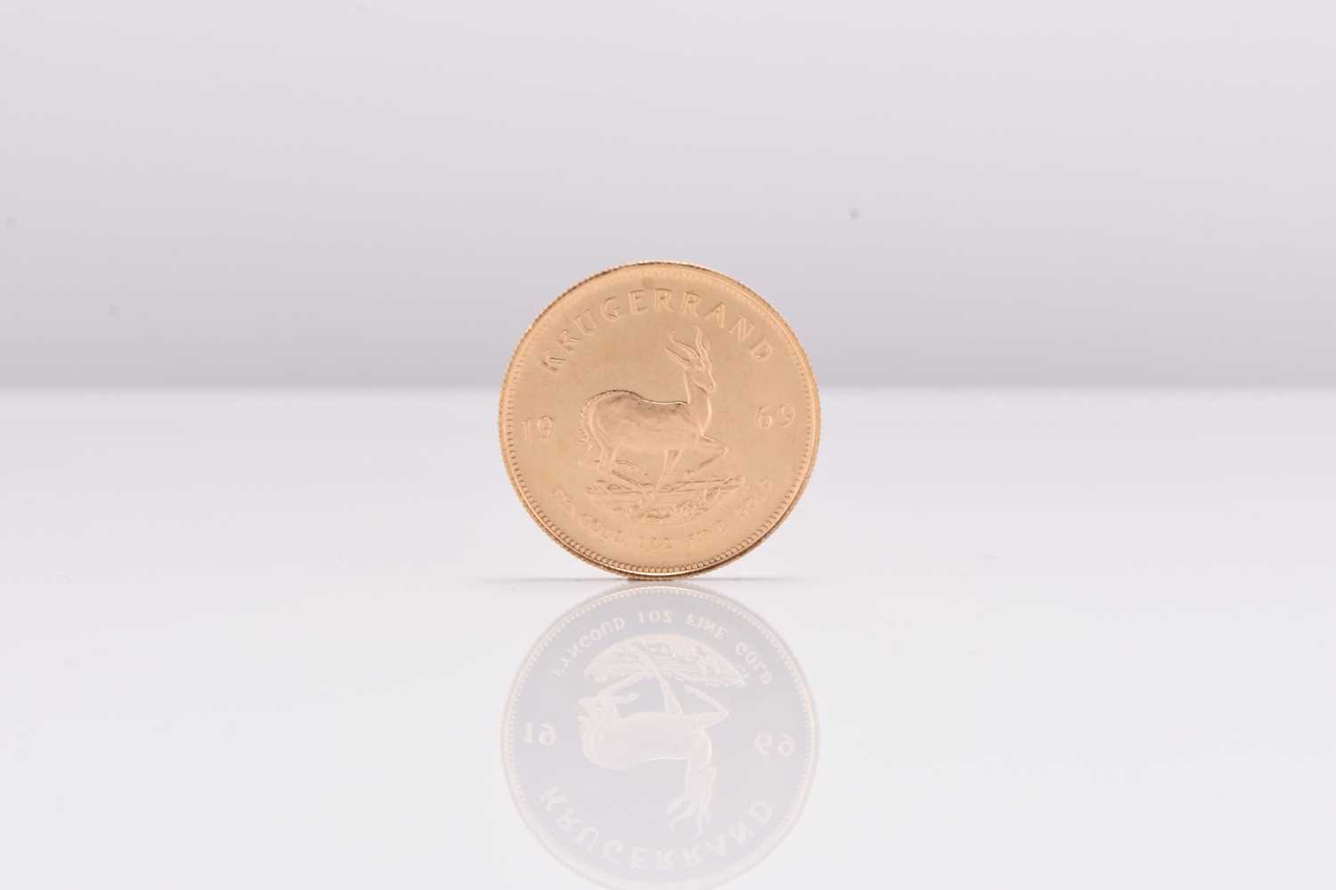 235 - South Africa - Krugerrand dated 1969