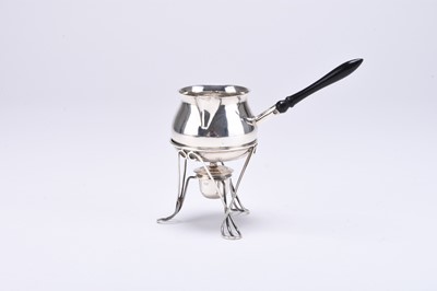 Lot 117 - An Edwardian small silver brandy warmer on stand