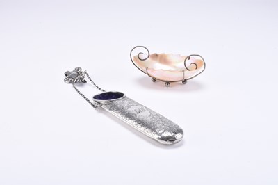 Lot 82 - A silver spectacle case and a silver mounted mother of pearl bowl