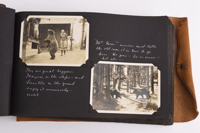 Lot 123 - AMERICAN FRONTIER ITEMS including a yellow metal nugget tie pin, book and photo album (4)