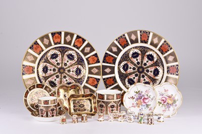 Lot 79 - A group of assorted Royal Crown Derby including thimbles and 1128 imari