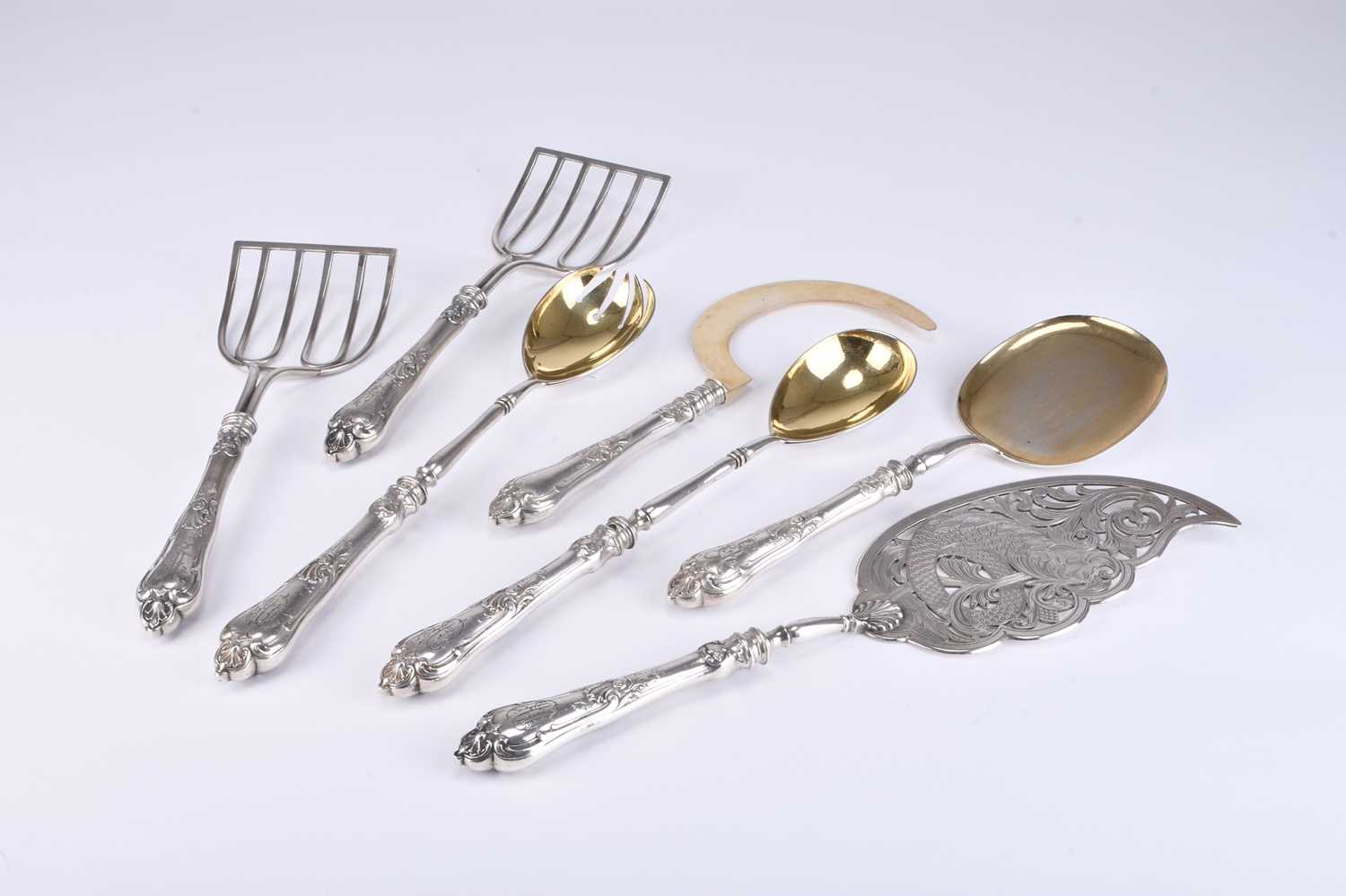 Lot 19 - A Russian silver serving set