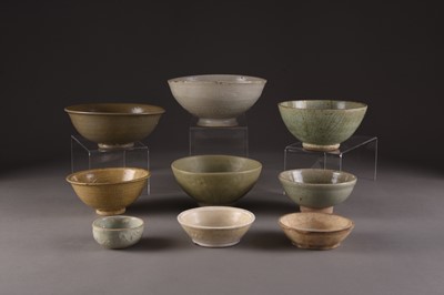 Lot 81 - An assembled group of nine Chinese bowls, Ming Dynasty