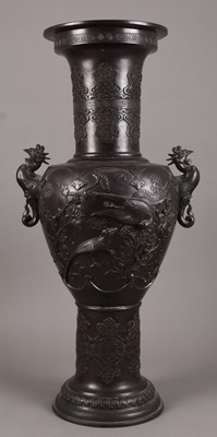 Lot 202 - A large Japanese bronze vase, Meiji era