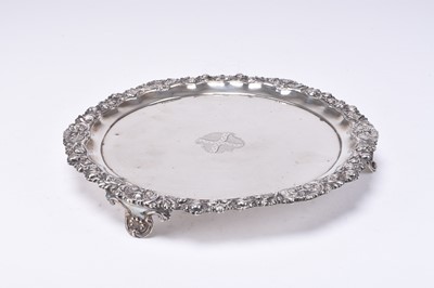 Lot 106 - A George IV silver salver