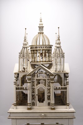 Lot 56 - A Sacre Coeur birdcage with taxidermy bird specimens