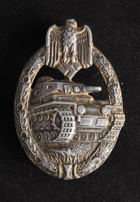 Lot 282 - German Third Reich Panzer Assault badge, bronze