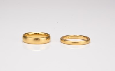 Lot 201 - Two 22ct gold wedding bands