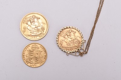 Lot 292 - Elizabeth II sovereign and two half sovereigns