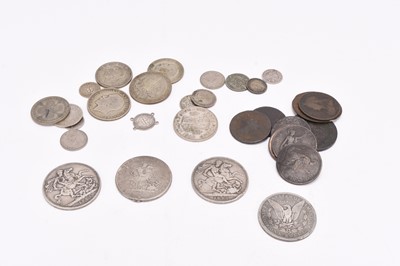 Lot 305 - A small collection of U.K and foreign silver cupro-nickel and copper and bronze coinage (qty)