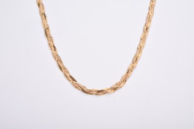 Lot 143 - A 9ct gold entwined link necklace