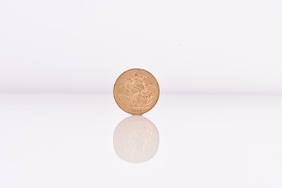 Lot 318 - A Victoria young head sovereign dated 1886 (M) with St. George and Dragon reverse, Melbourne Mint