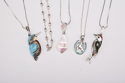Lot 342 - A small collection of silver jewellery