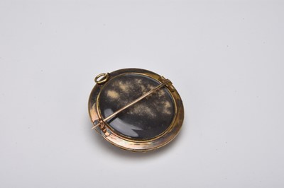 Lot 178 - A Victorian garnet brooch