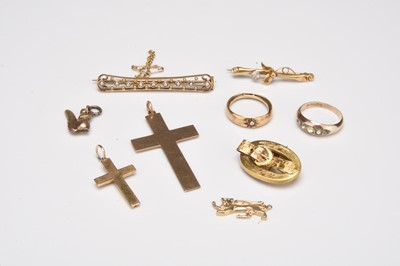 Lot 253 - A small collection of jewellery