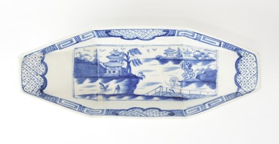 Lot 34 - A rare Caughley 'Weir' radish dish, circa 1785-95