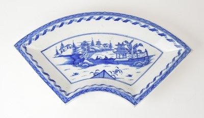 Lot A very rare Caughley 'Contemplation' pattern fan-shaped quadrant dish, circa 1796-1799