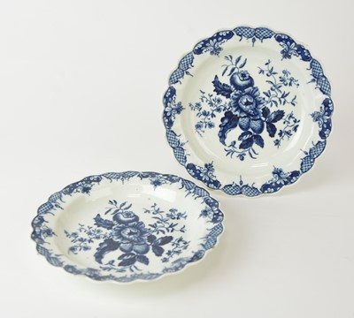 Lot 4 - A pair of Worcester plates in the 'Pine Cone' pattern, circa 1770-80