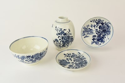 Lot 18 - Caughley and Worcester 'Fence' porcelain, 18th century