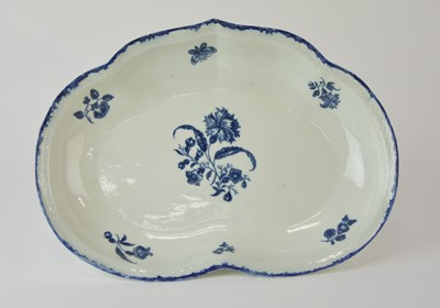 Lot 19 - Worcester 'Gillyflower' heart-shaped dessert dish, circa 1770-75