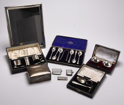 Lot 53 - A collection of silver