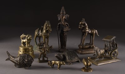 Lot 8 - An assembled group of Indian bronze figures of animals, 19th/20th century