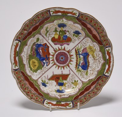 Lot 61 - A Caughley 'Dragons in Compartments' dessert plate, circa 1785-90
