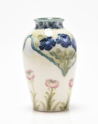 Lot 156 - A miniature William Moorcroft for Macintyre & Co vase, circa 1908-09