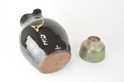 Lot 198 - Ray Finch (1914-2012) Two Winchcombe studio pottery pieces